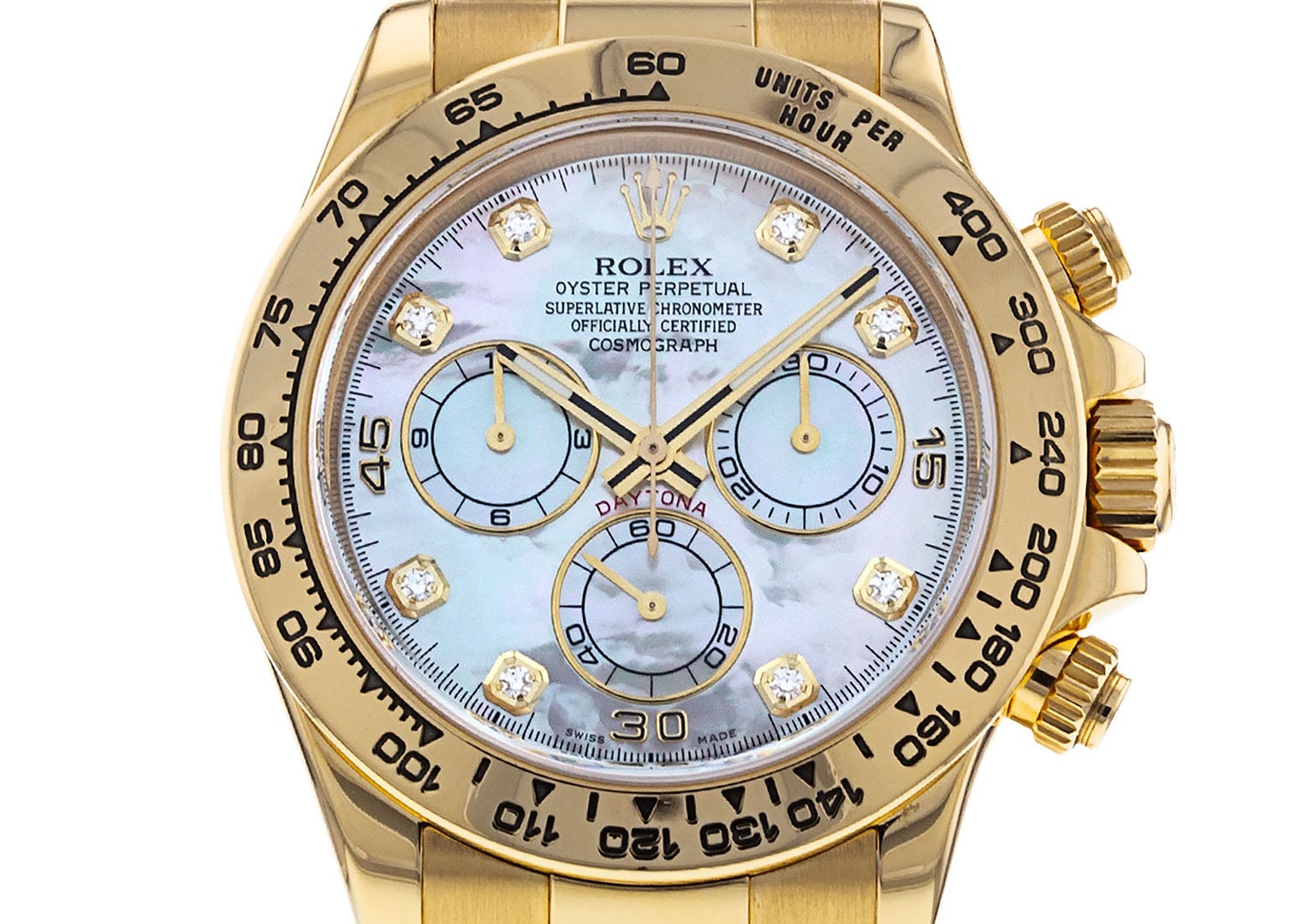 A modern Rolex Daytona in yellow gold with mother-of-pearl dial